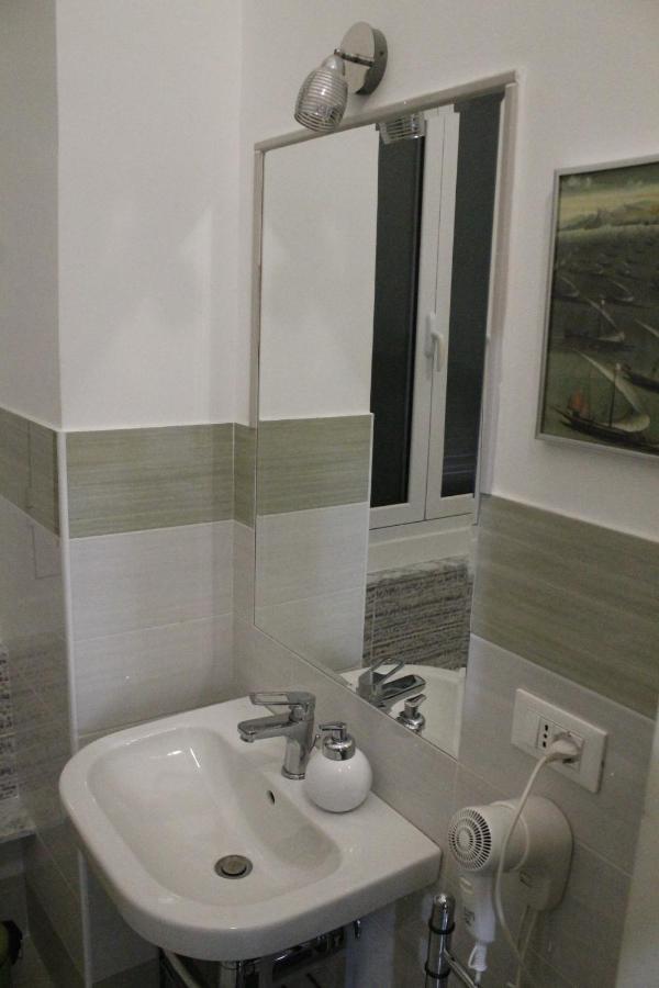 Rooms 18A Gênes Extérieur photo
