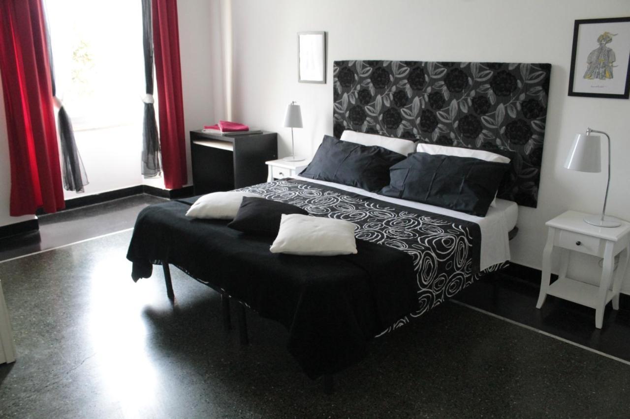 Rooms 18A Gênes Extérieur photo